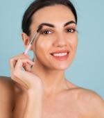 EPILAZIONE DONNA - Sopracciglia + Baffetti