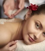 TRATTAMENTO CORPO - Scrub Massaggio al sale (esfoliante - drenante - ossigenante)